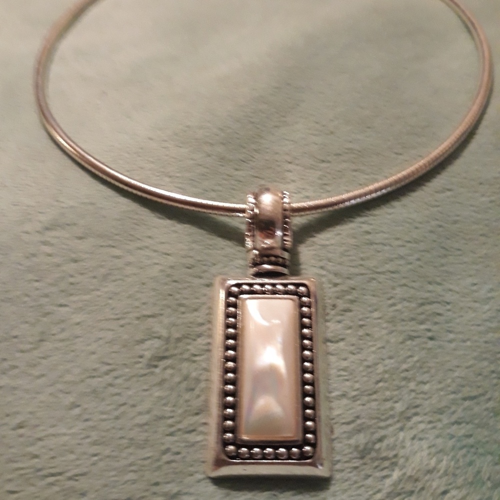 Premier Designs Silver necklace